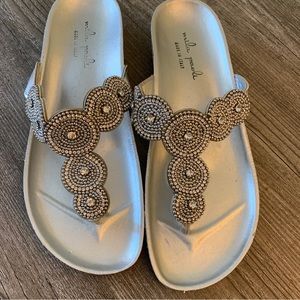 Mila Paoli silver beaded sandals Sz 8 lightly worn